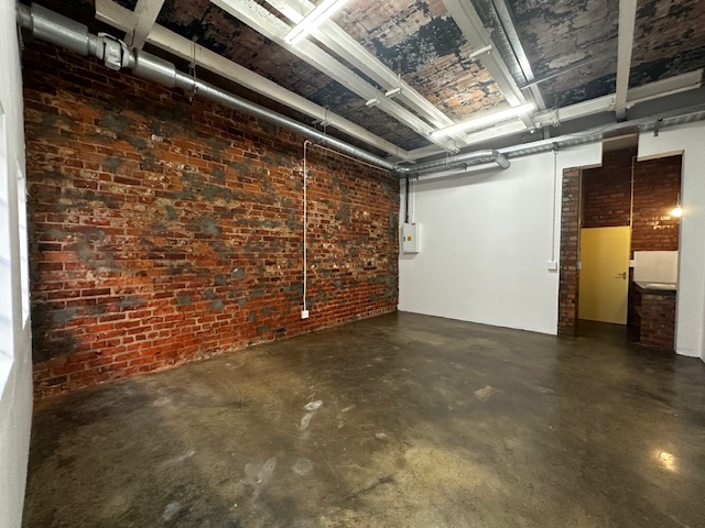 To Let commercial Property for Rent in Maitland Western Cape